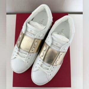 VALENTINO GARAVANI OPEN SNEAKER WITH METALLIC STRIPE